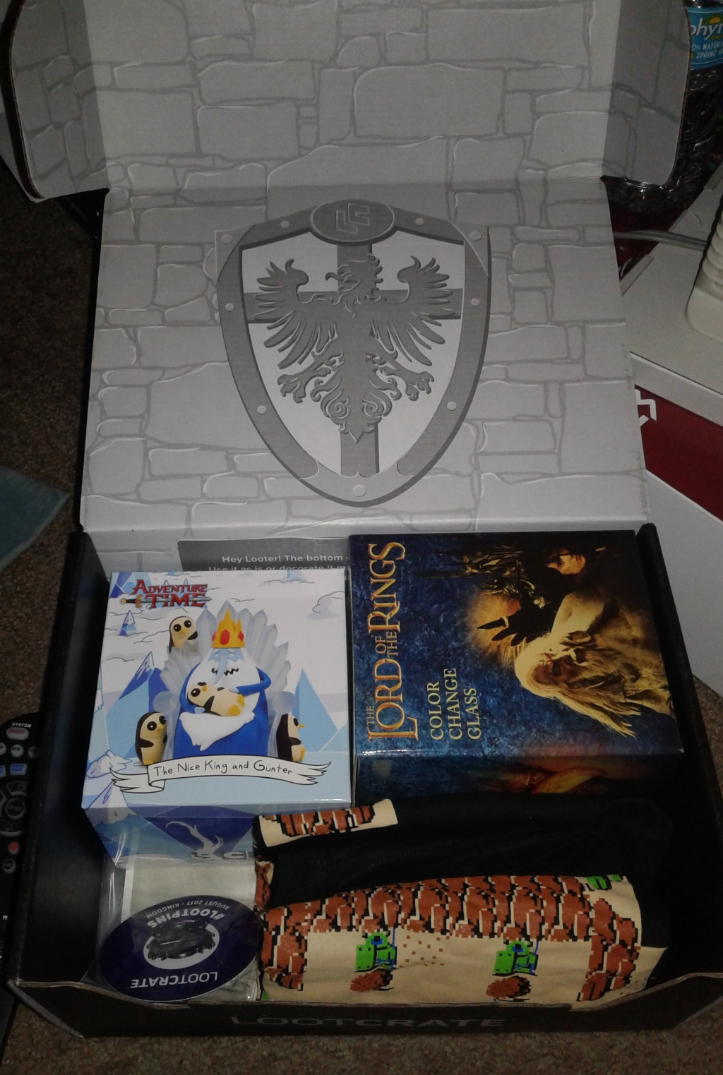 August Lootcrate Unboxing: Kingdoms!