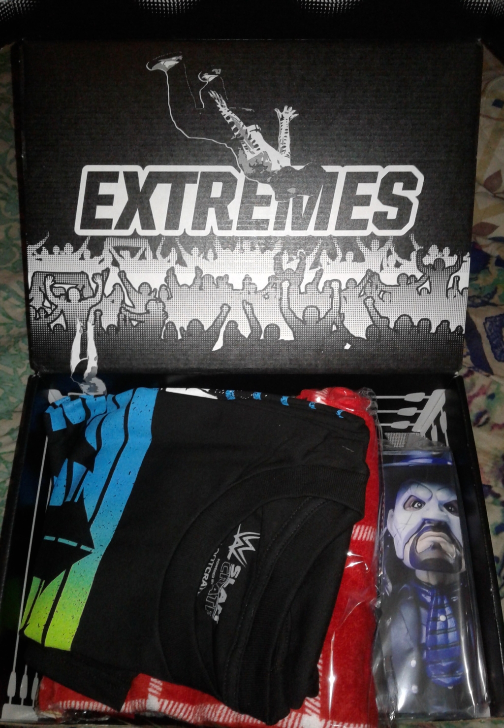 WWE Slam Crate Unboxing: Extremes!